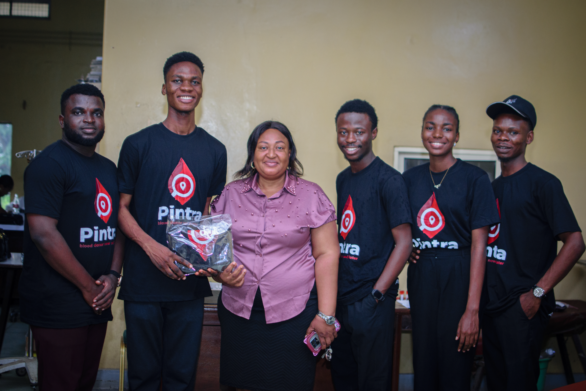 Pintra and UCH Blood Bank staff at the partnership signing